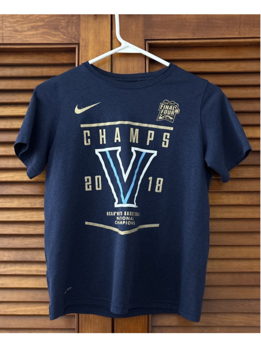 Villanova Wildcats 1/4 Zip Gray Sweatshirt Womens Small